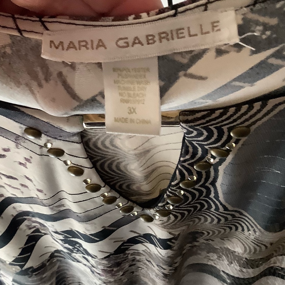 Long Tunic With Unique Pattern. - image 4